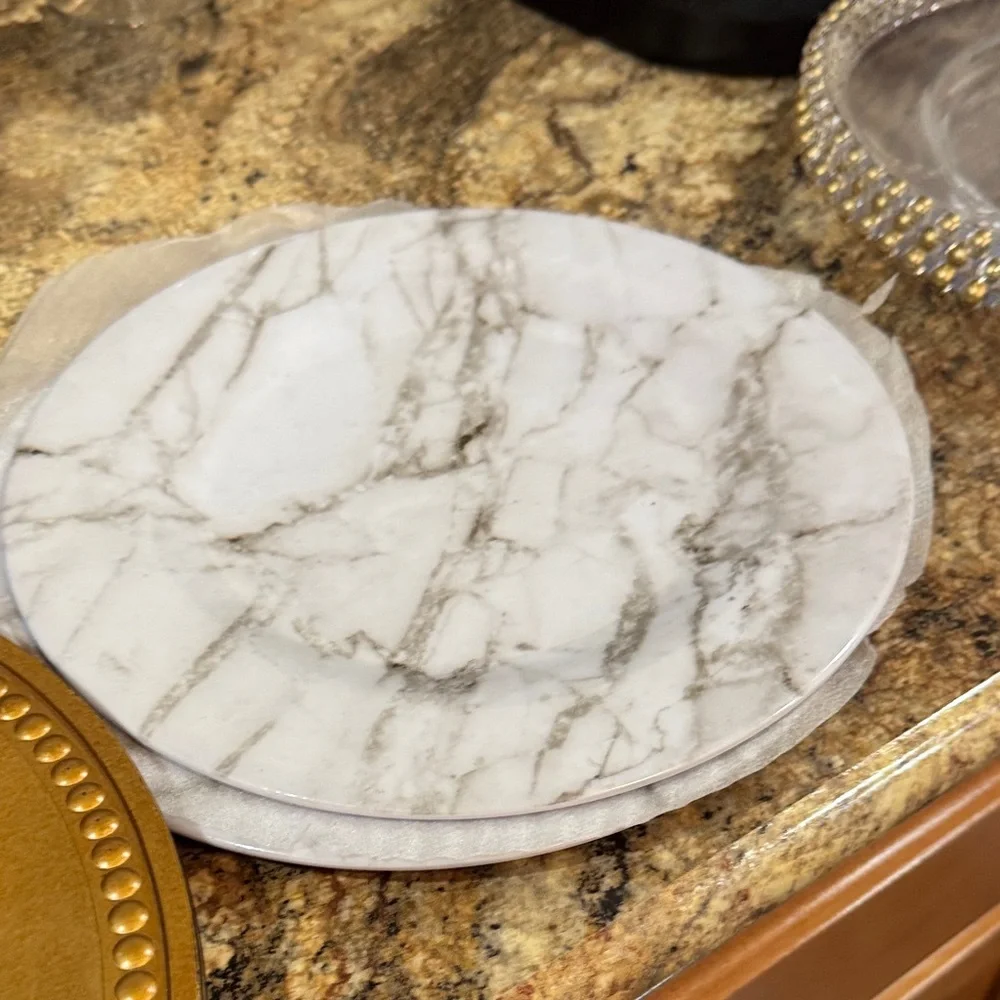 Lot of 18 charger plates - Picture 6 of 8